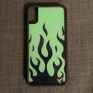 wildflower iphone X / XS case green flames